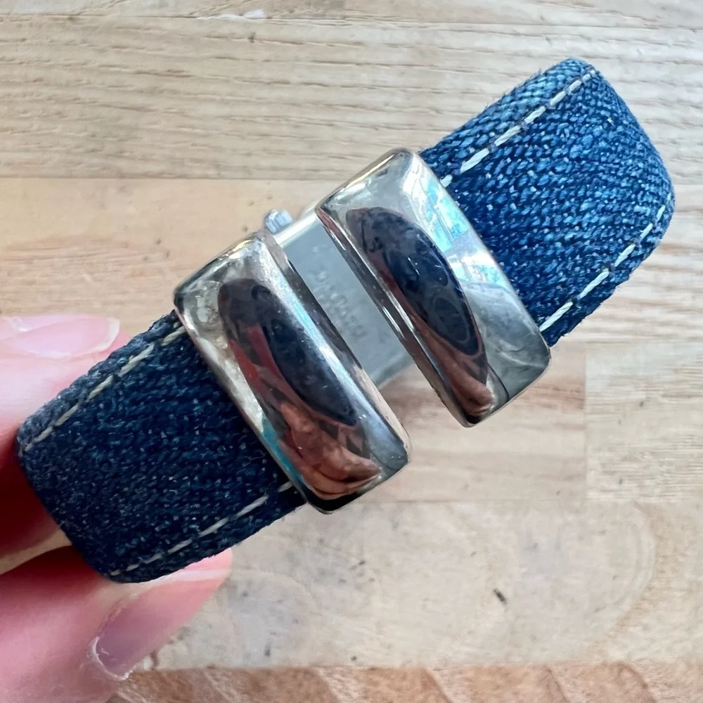 Joan rivers classics blue denim cuff bracelet watch NEW BATTERY